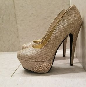 Herstyle platform heels